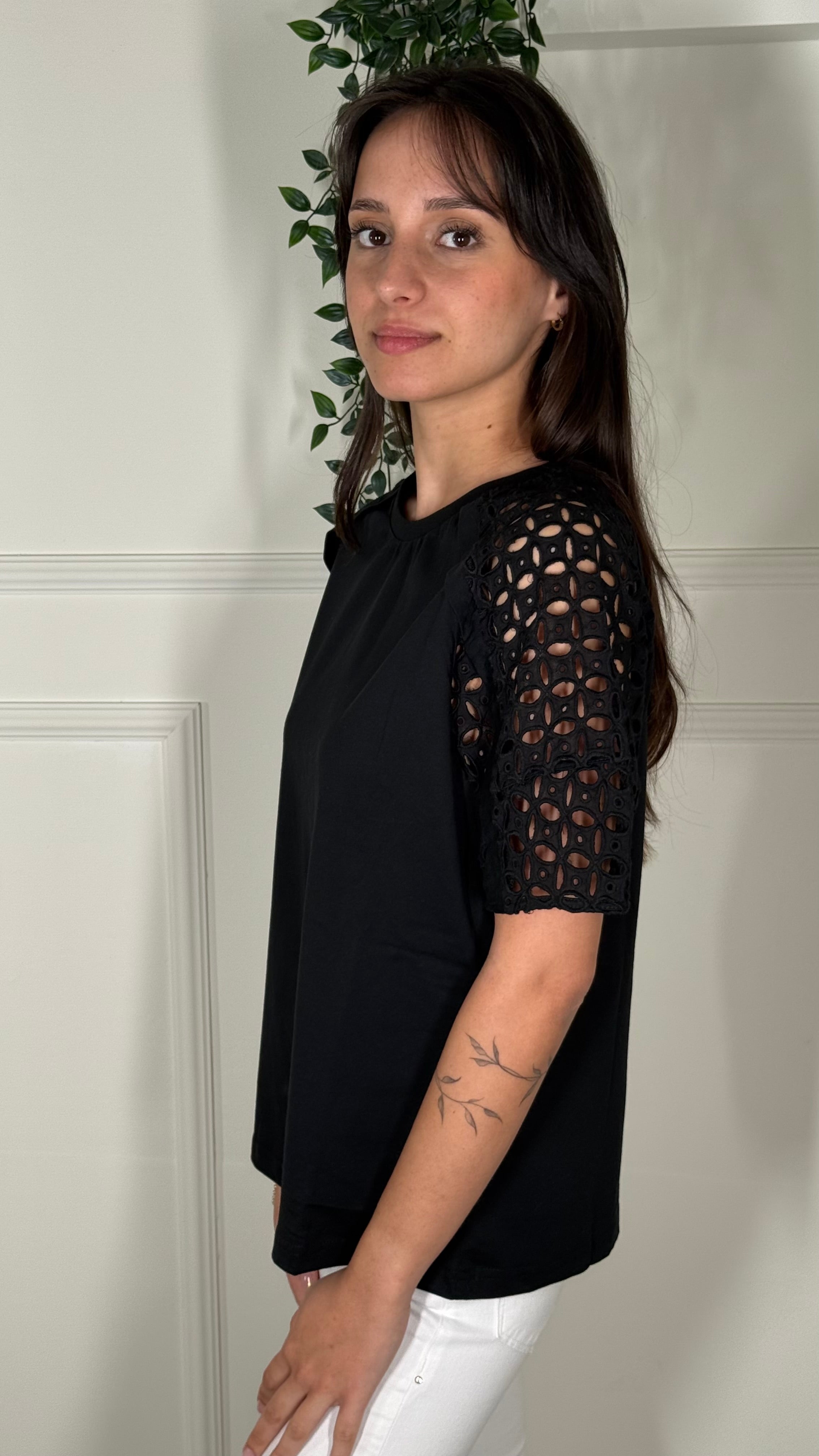 Tshirt ricamo Z33