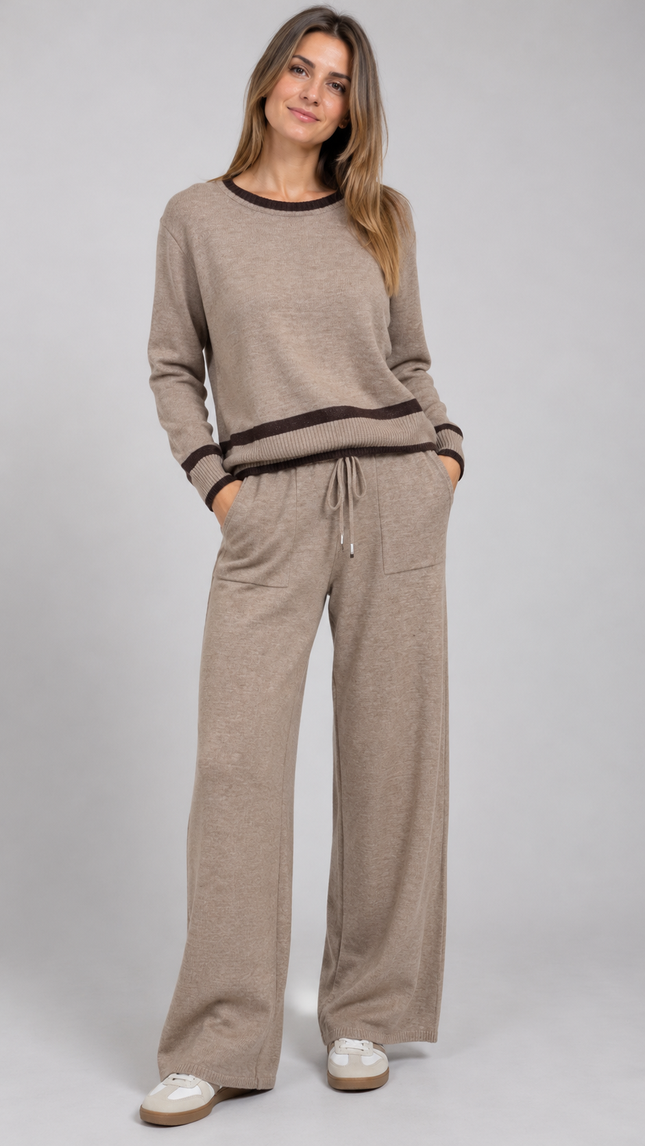 PAOLA Tuta in Maglia Beige