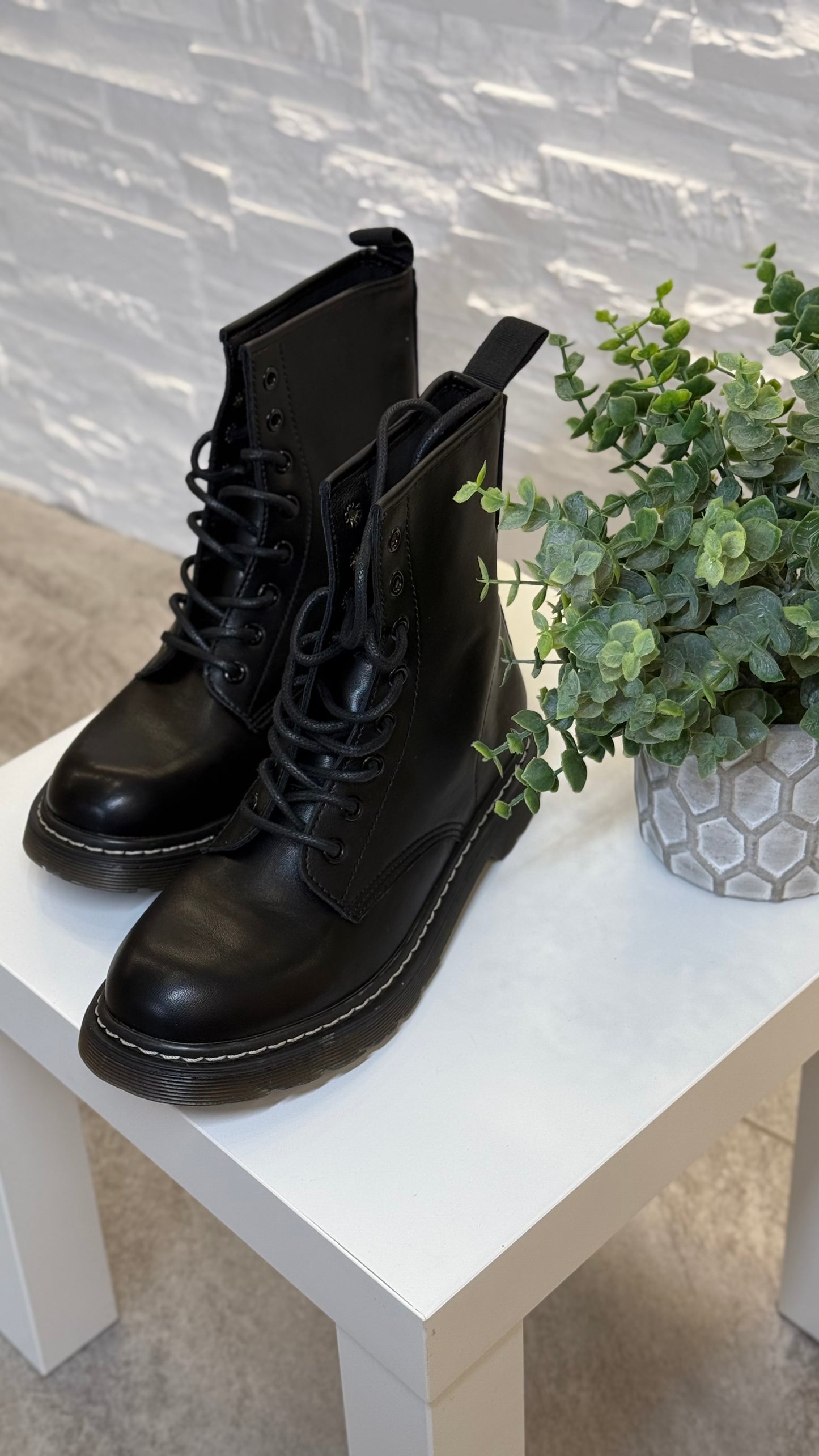 Anfibio Dr Martens INSPIRED