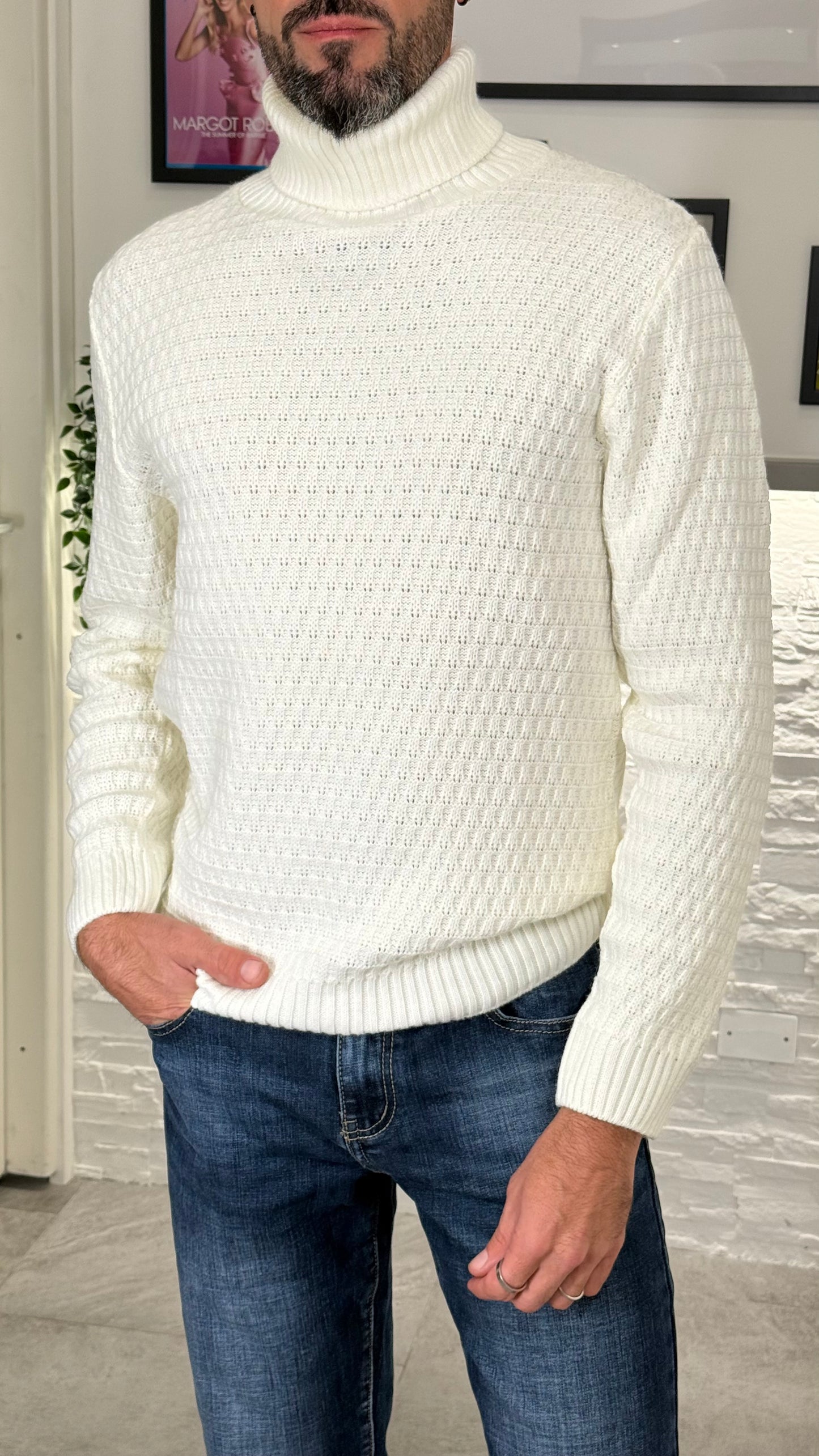 3.9 Maglione Collo Alto L25