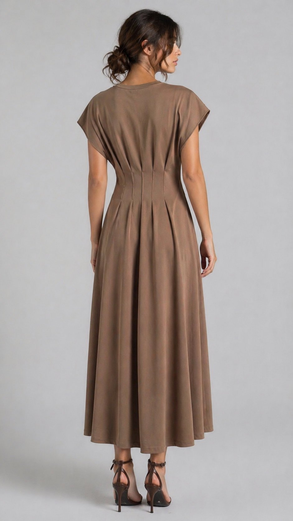 THODAMI Abito Beige