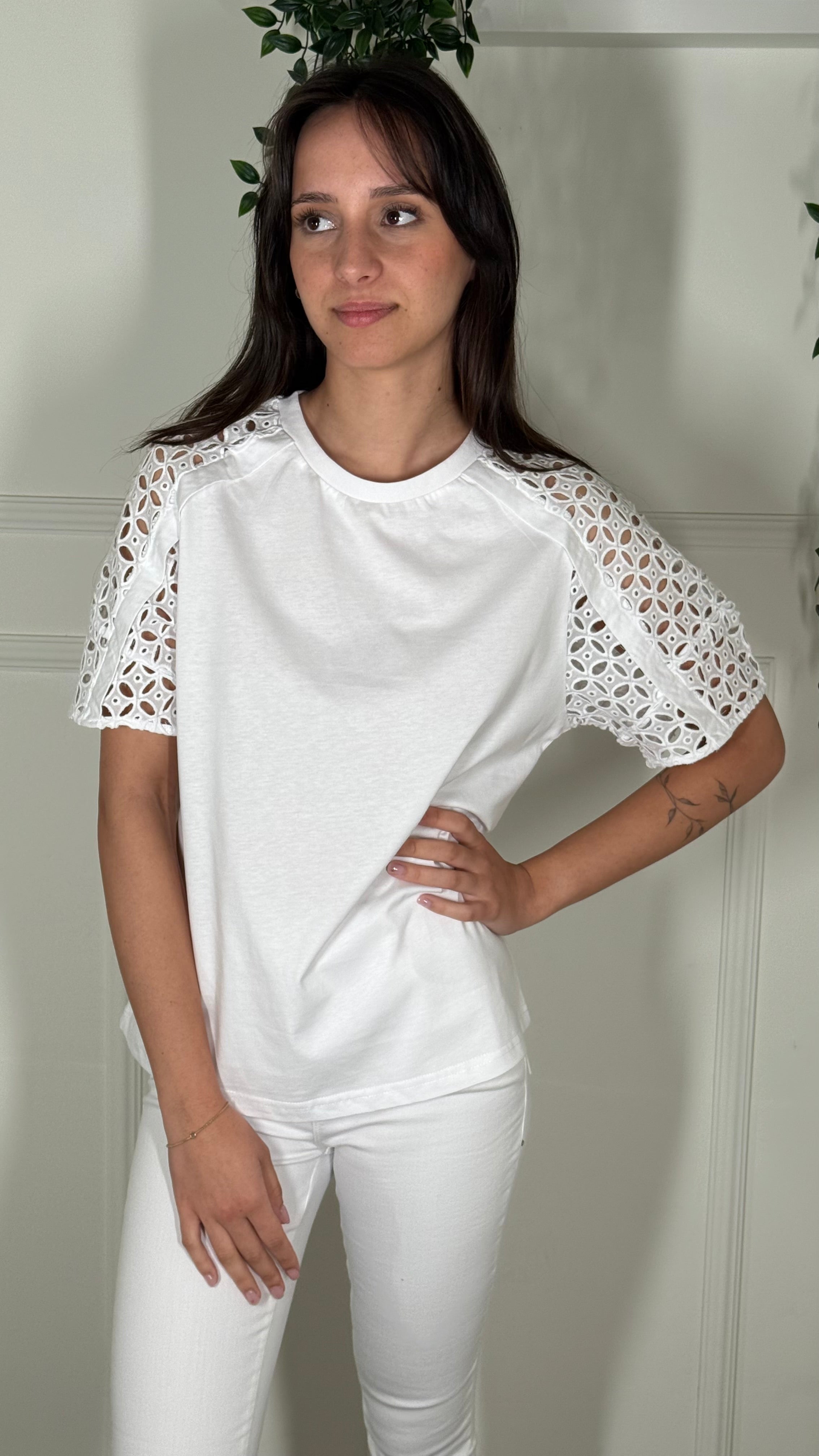 Tshirt ricamo Z33