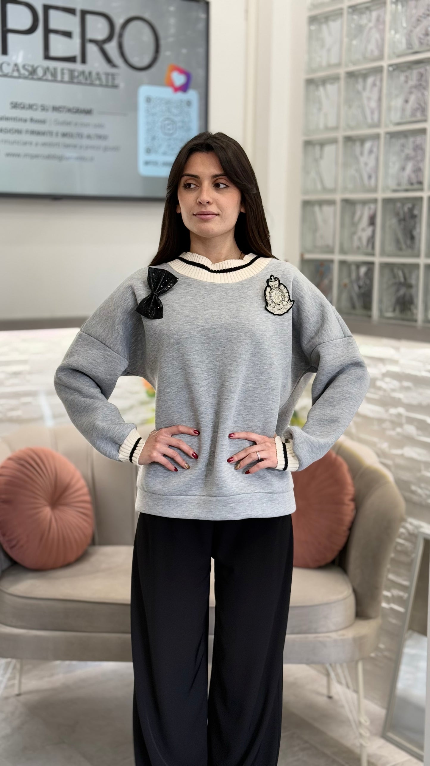 KIKI SIX