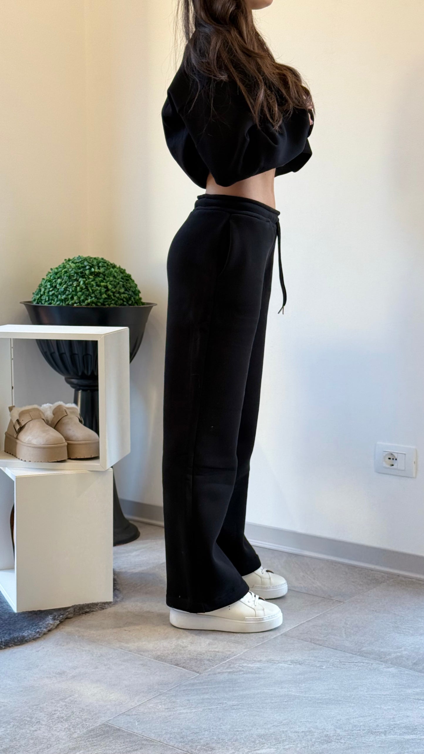 Yoki Tuta Felpata Nera