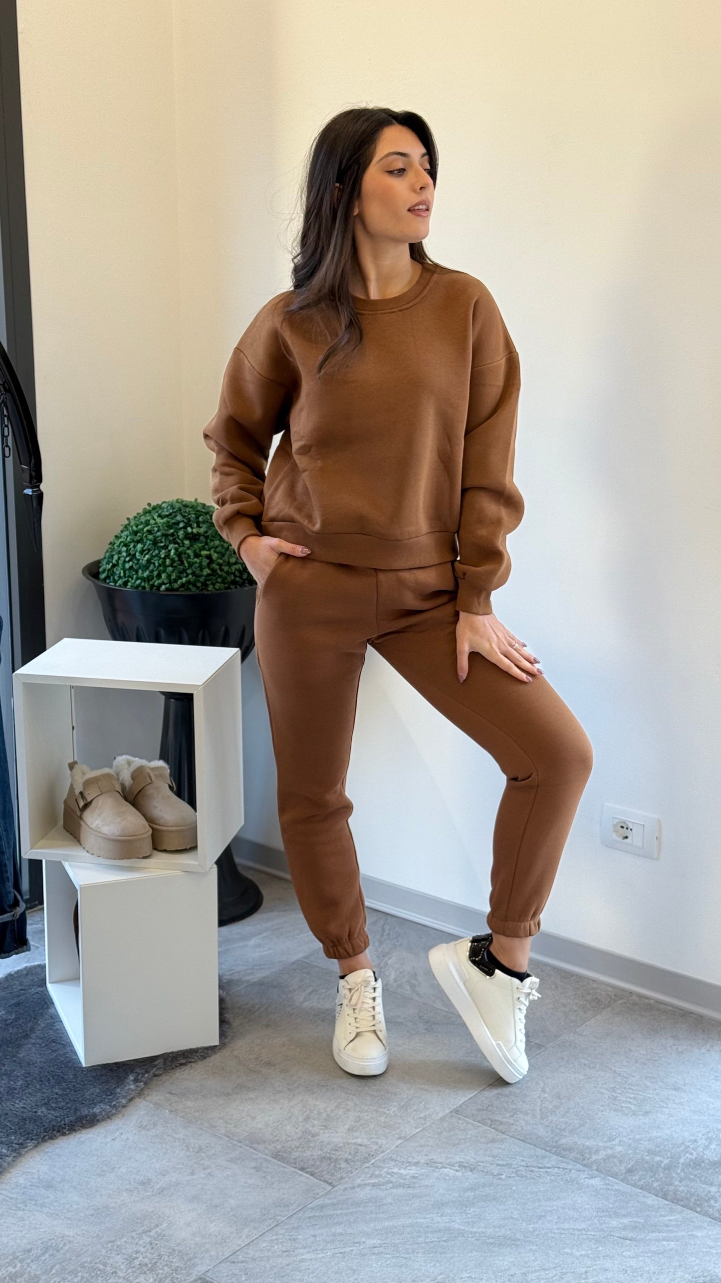 Yoki Tuta Felpata Marrone